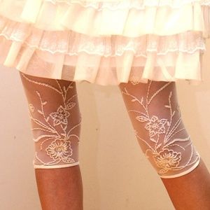 LEGGINGS dsgnr ivory LEG-1 M  or sizes 2 to 10 NWT